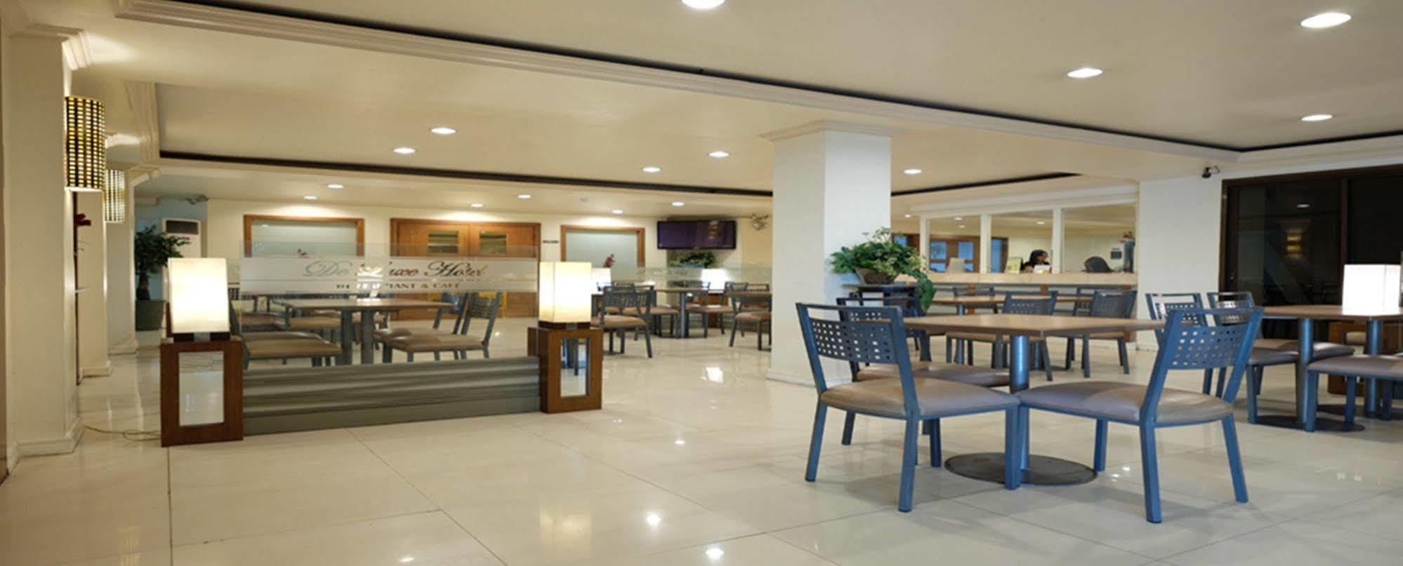 De Luxe Hotel Cagayan de Oro Exteriör bild